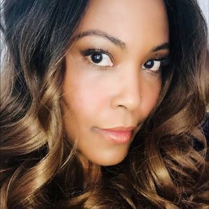 Meet your Posher, Paula